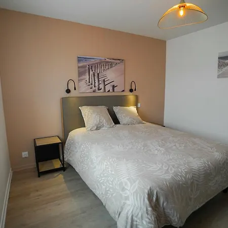 Holiday home Lueur De