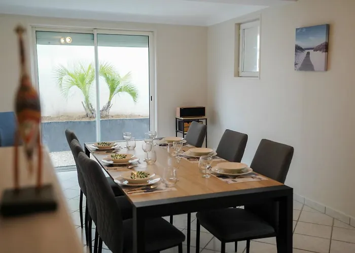 Lueur De Semesterbostad